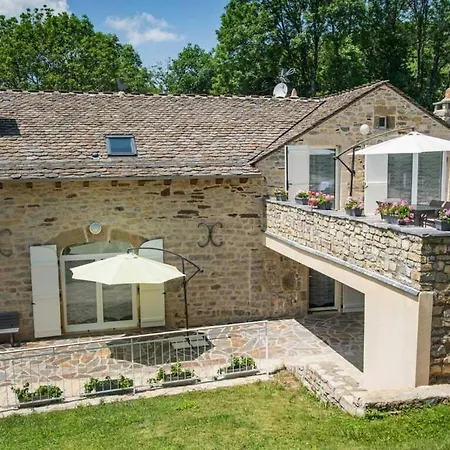 Du Bas Au Cayre Holiday home